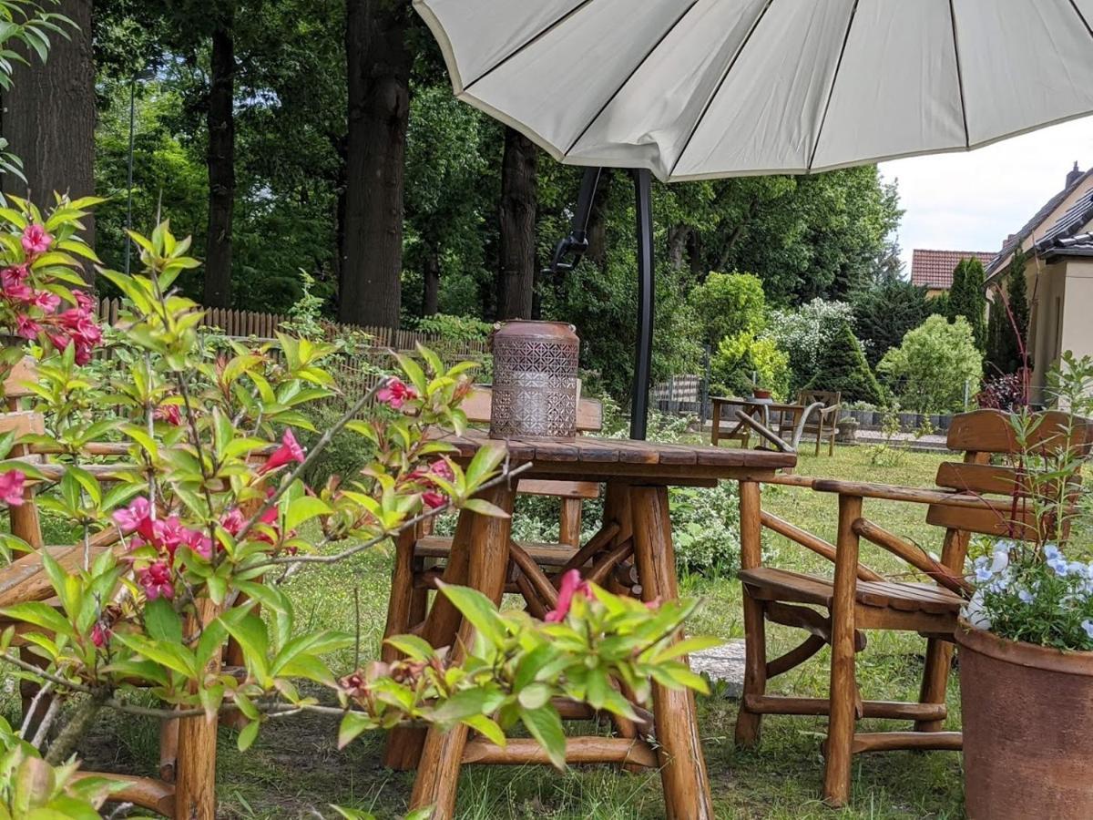 Helenes Ferienwohnung Auf Dem Bauernhof - Lausitzer Seenland Lauta المظهر الخارجي الصورة